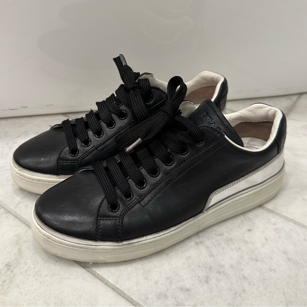Prada black/silver low top sneakers - Size 7 (37)